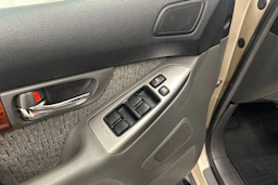 ruskea (beige) Toyota Land Cruiser 2005 kuva 20.