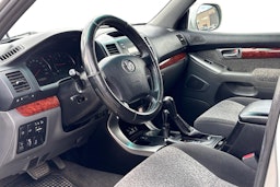 hopea Toyota Land Cruiser 2005 kuva 3.