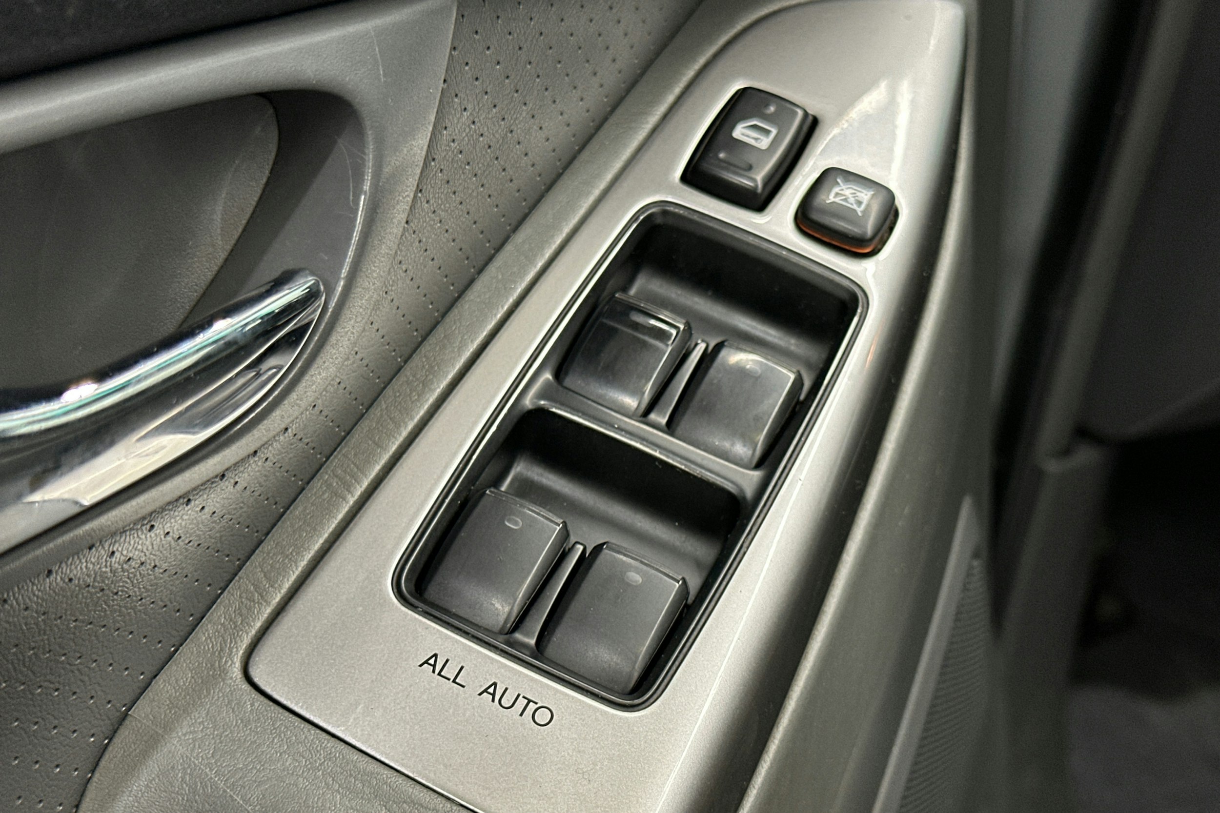 hopea Toyota Land Cruiser 2006 kuva 17.