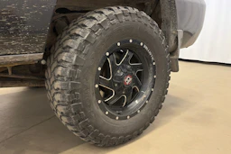 musta Toyota Land Cruiser 2006 kuva 12.