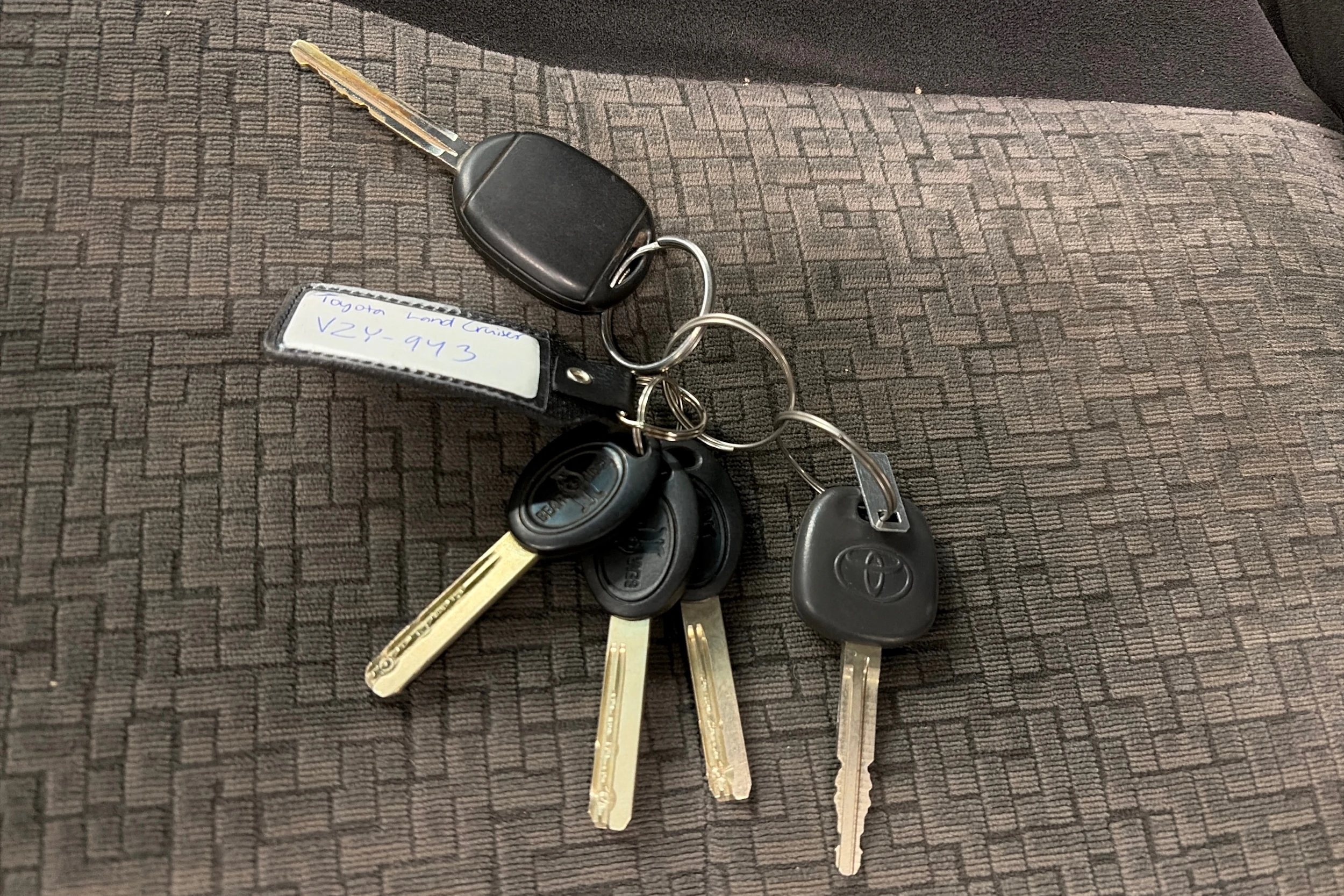 musta Toyota Land Cruiser 2006 kuva 15.