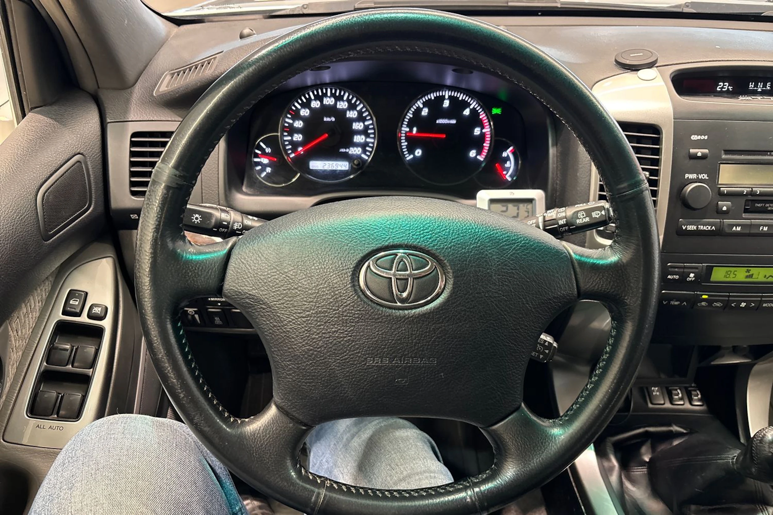 Hopea Toyota Land Cruiser 2006 kuva 16.