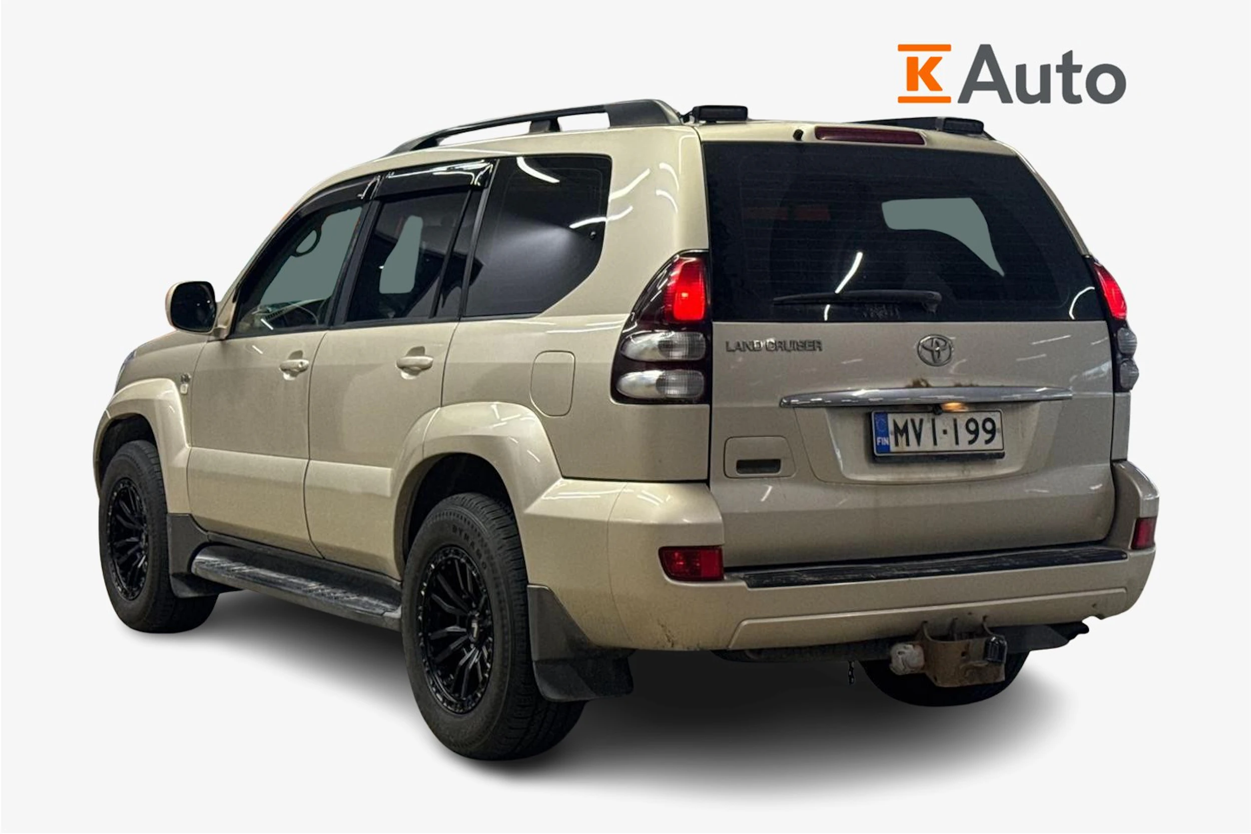 ruskea (beige) Toyota Land Cruiser 2007 kuva 2.
