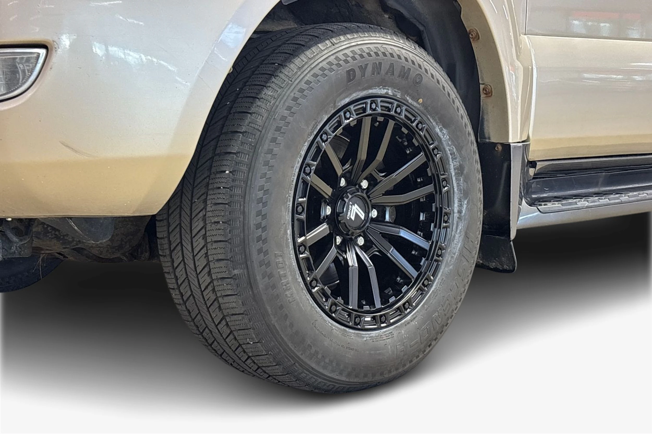 ruskea (beige) Toyota Land Cruiser 2007 kuva 12.