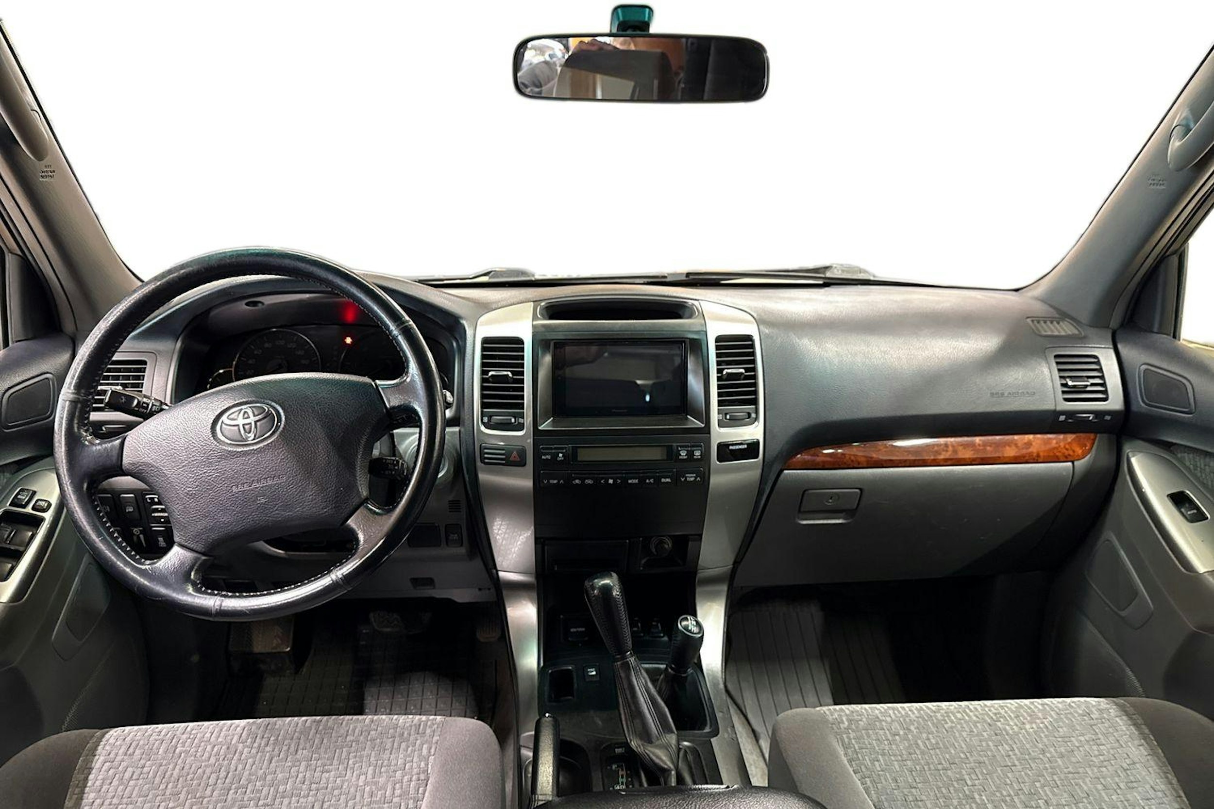 Ruskea (beige) Toyota Land Cruiser 2007 kuva 7.