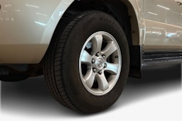 Ruskea (beige) Toyota Land Cruiser 2007 kuva 9.