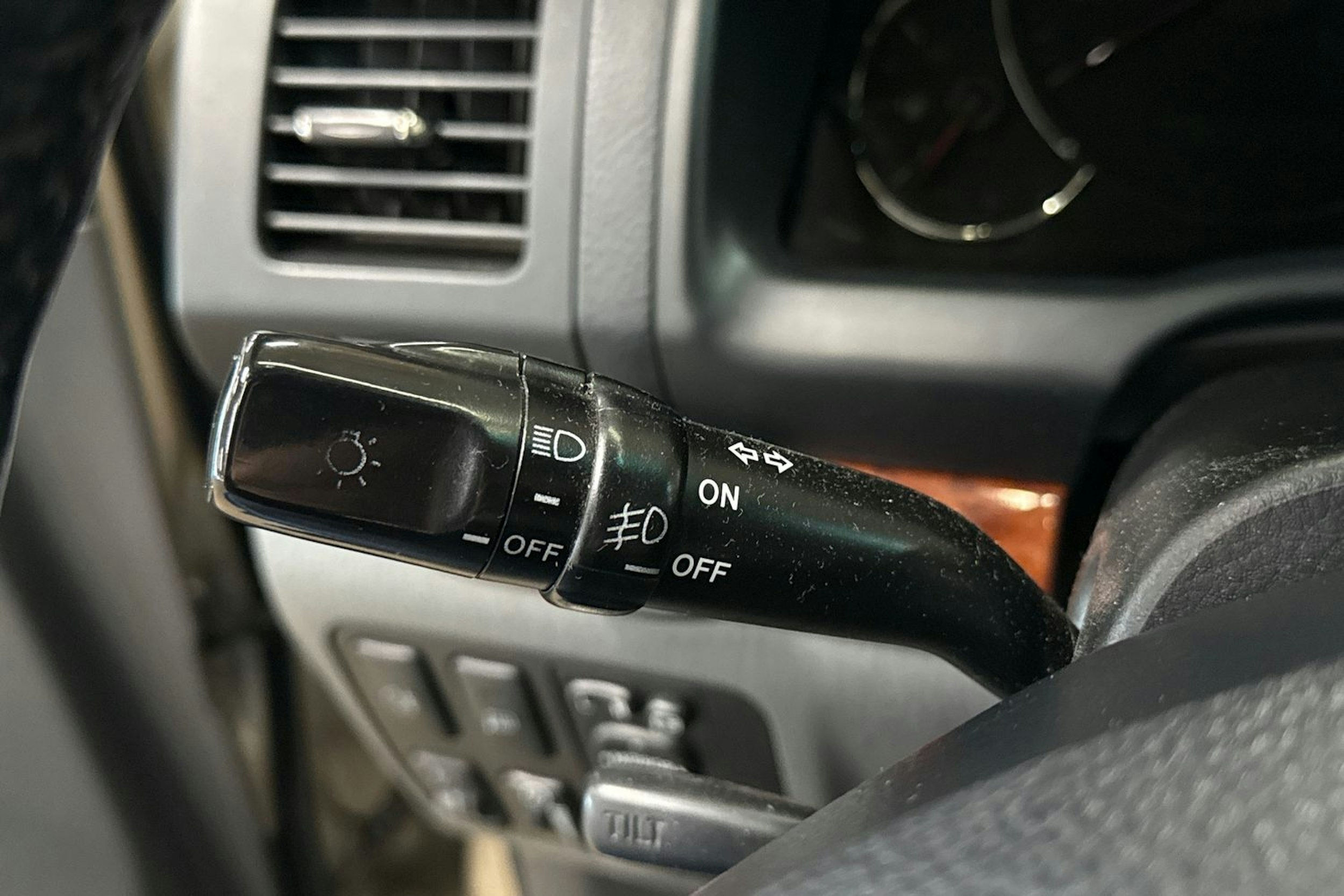 Ruskea (beige) Toyota Land Cruiser 2007 kuva 12.