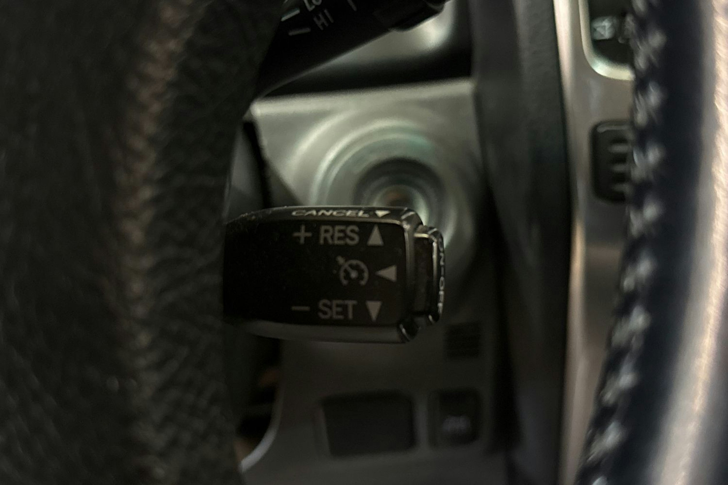 Ruskea (beige) Toyota Land Cruiser 2007 kuva 13.