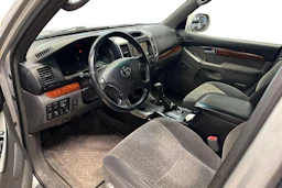 hopea Toyota Land Cruiser 2008 kuva 3.