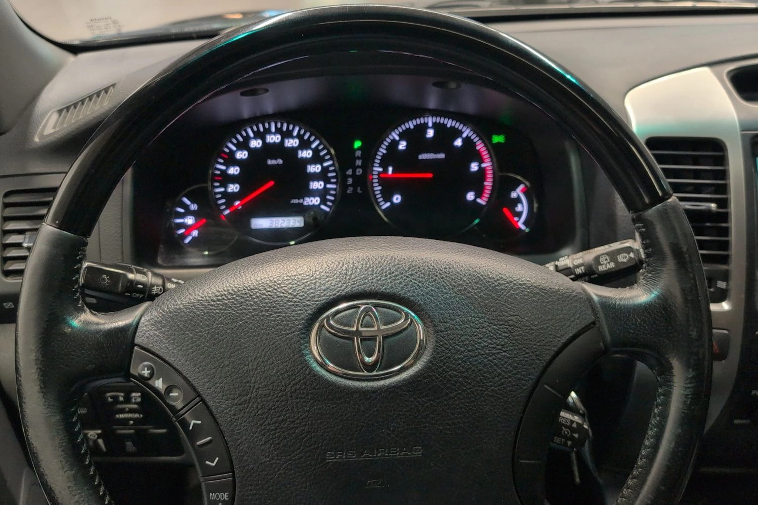 Musta Toyota Land Cruiser 2008 kuva 12.