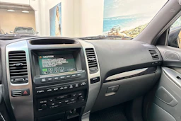 Musta Toyota Land Cruiser 2008 kuva 22.