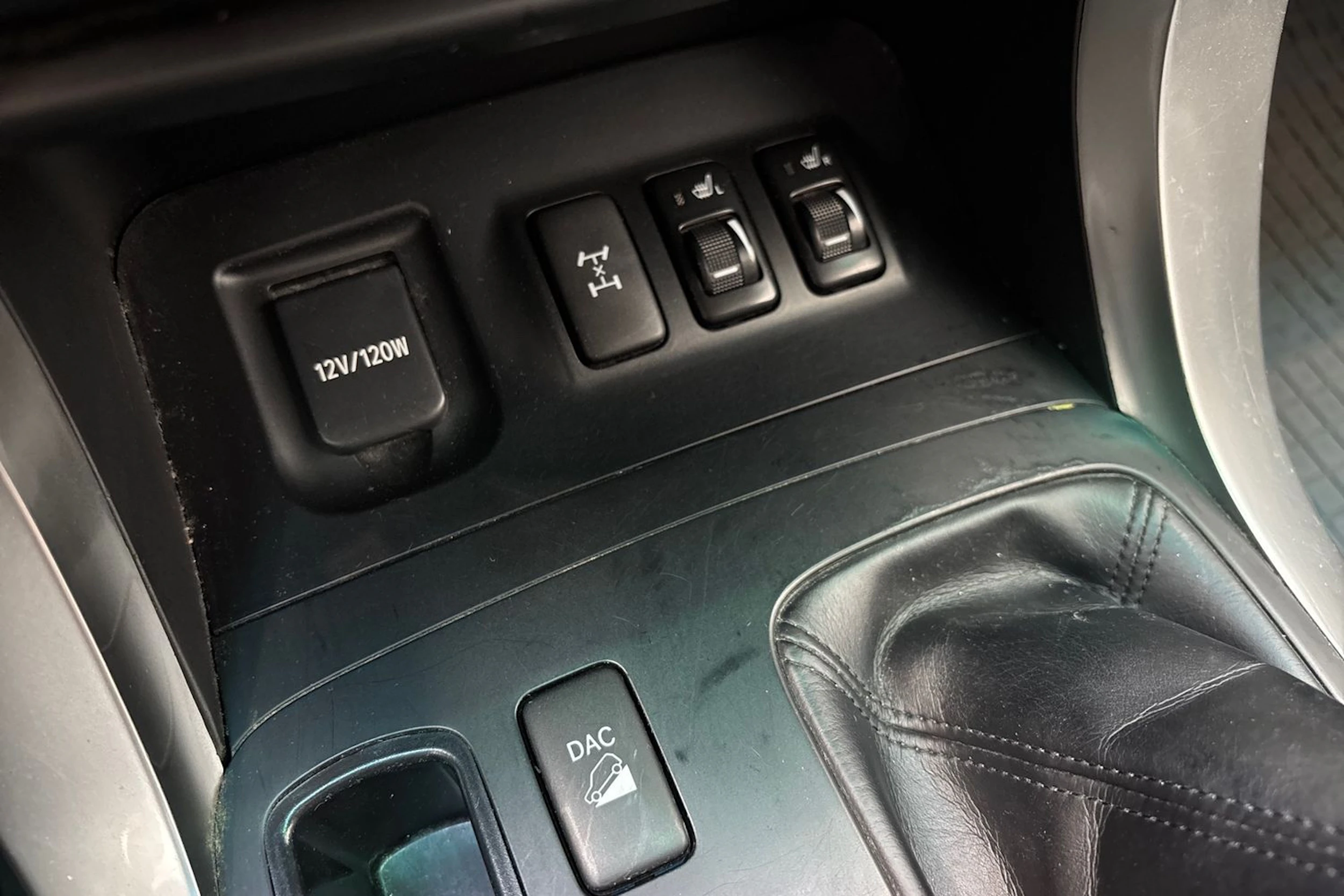 Musta Toyota Land Cruiser 2008 kuva 24.