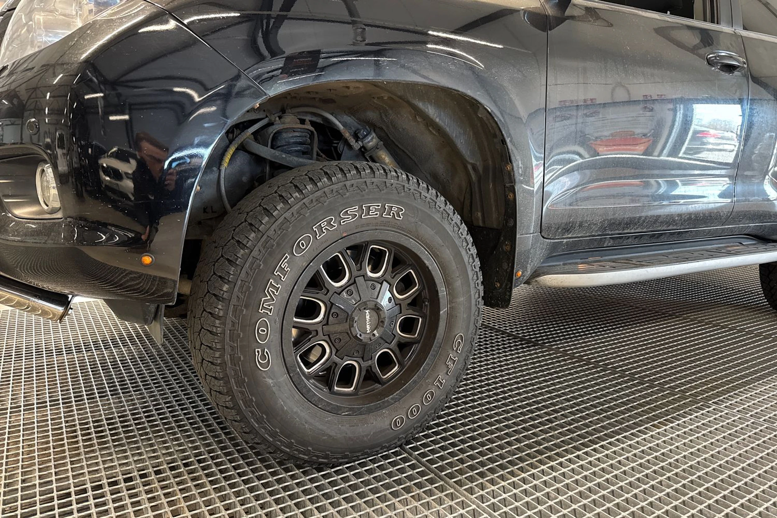 musta Toyota Land Cruiser 2011 kuva 5.