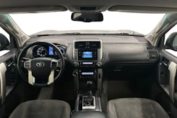 musta Toyota Land Cruiser 2011 kuva 7.