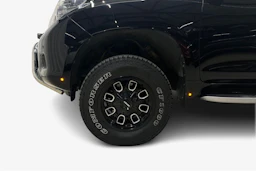 musta Toyota Land Cruiser 2011 kuva 9.