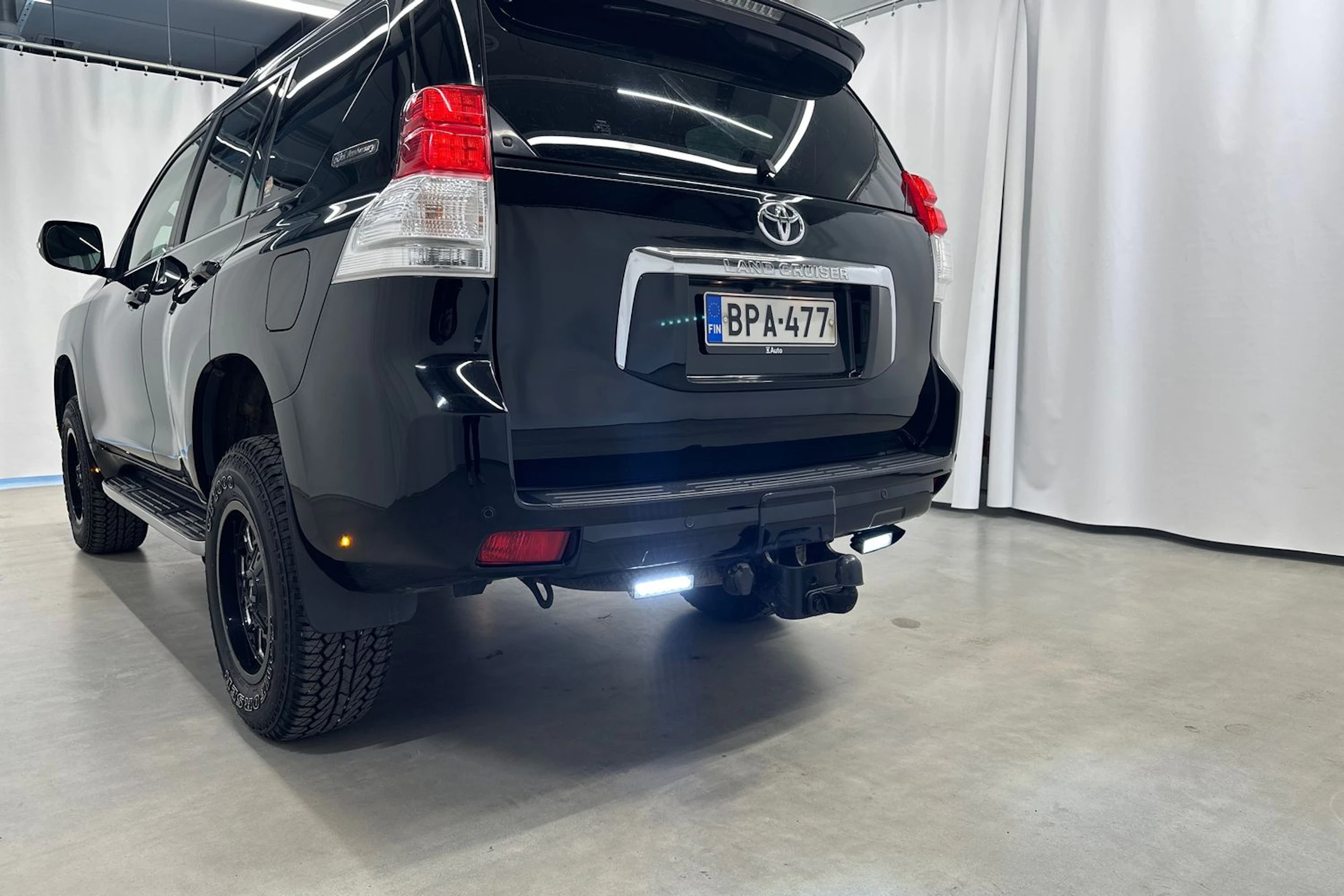musta Toyota Land Cruiser 2011 kuva 31.