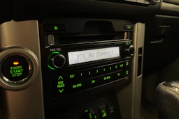musta Toyota Land Cruiser 2011 kuva 17.