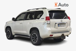 valkoinen Toyota Land Cruiser 2011 kuva 2.