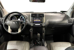 harmaa Toyota Land Cruiser 2014 kuva 9.