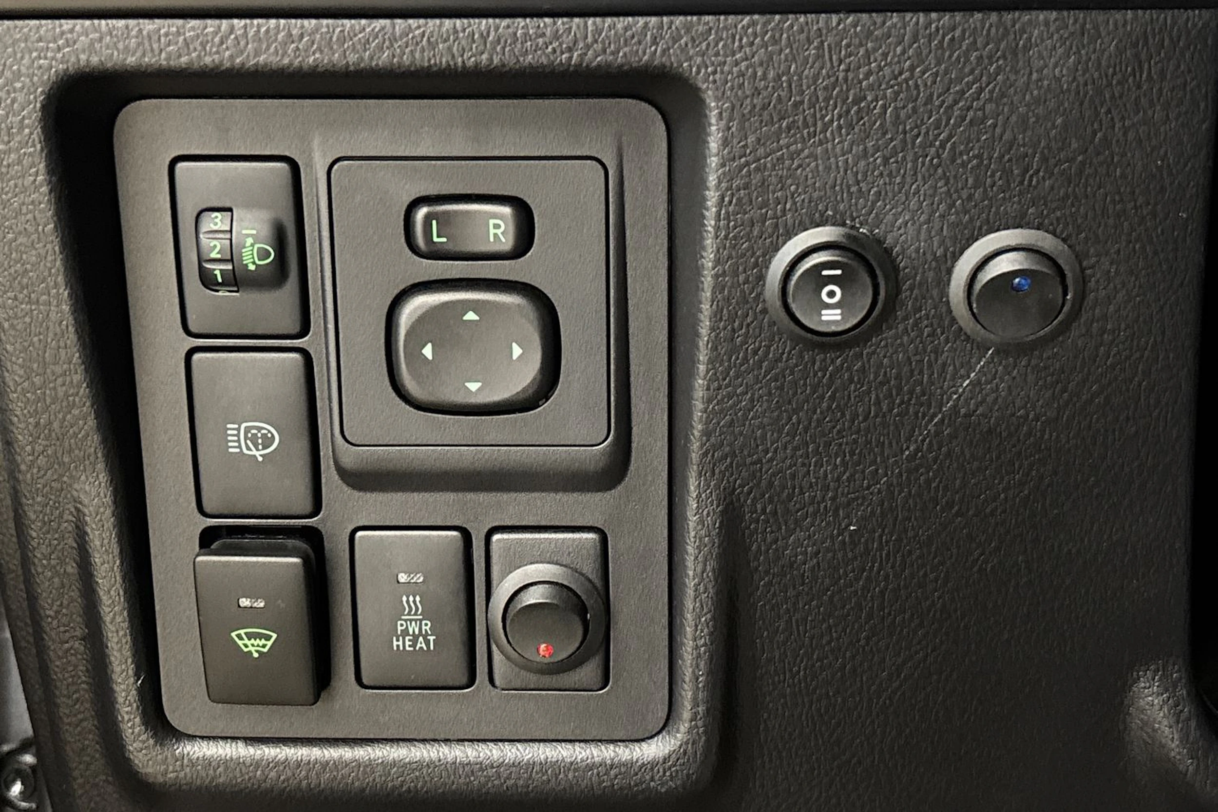 harmaa Toyota Land Cruiser 2014 kuva 15.