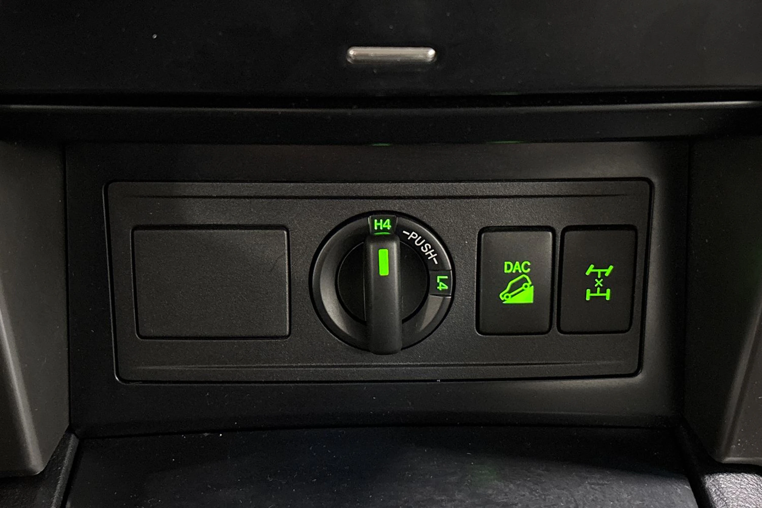 harmaa Toyota Land Cruiser 2014 kuva 20.