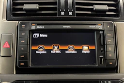 harmaa Toyota Land Cruiser 2014 kuva 21.