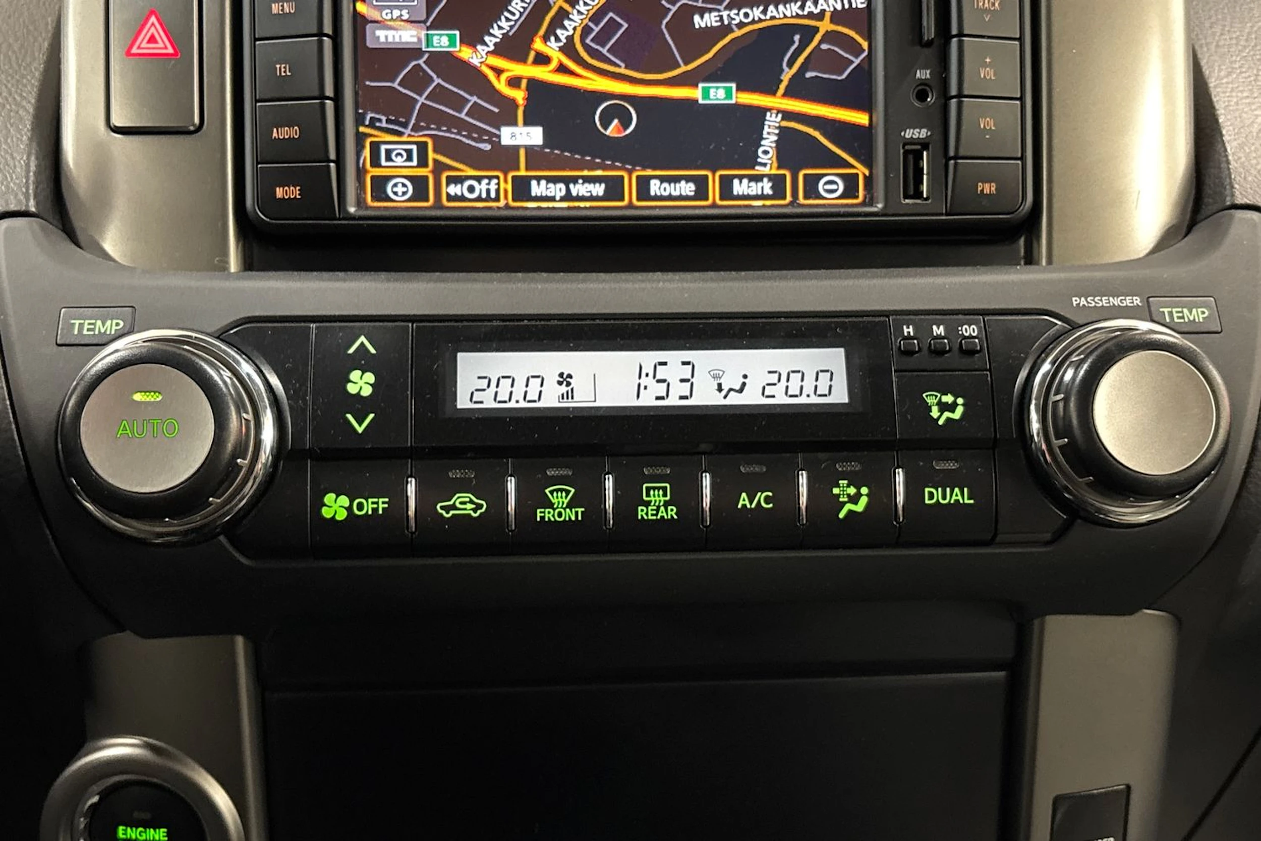 harmaa Toyota Land Cruiser 2014 kuva 25.