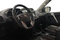 hopea Toyota Land Cruiser 2014 kuva 3.