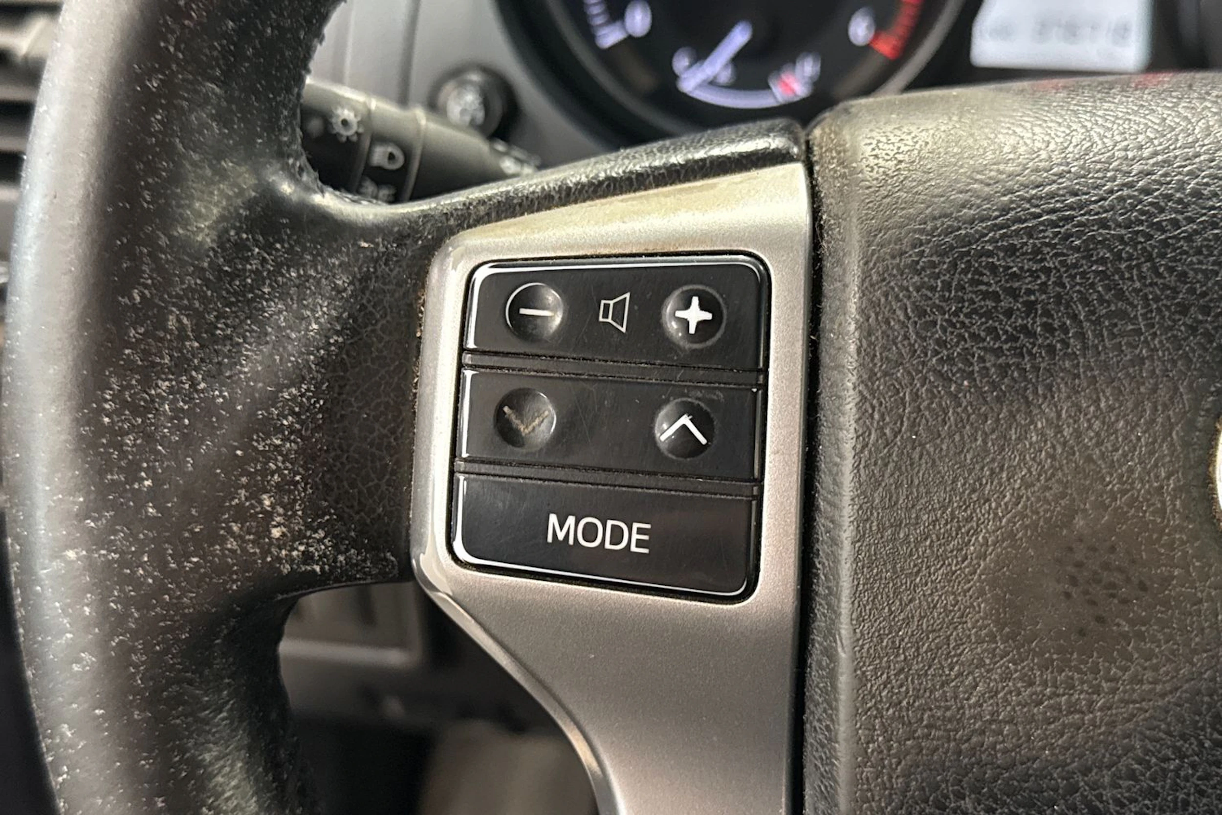 hopea Toyota Land Cruiser 2014 kuva 18.