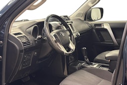 harmaa Toyota Land Cruiser 2014 kuva 6.