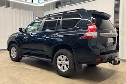 harmaa Toyota Land Cruiser 2014 kuva 11.