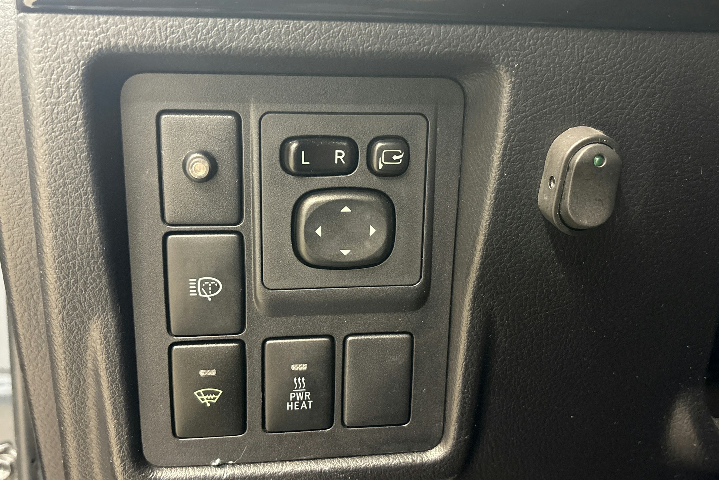 harmaa Toyota Land Cruiser 2014 kuva 19.