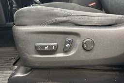 harmaa Toyota Land Cruiser 2014 kuva 21.