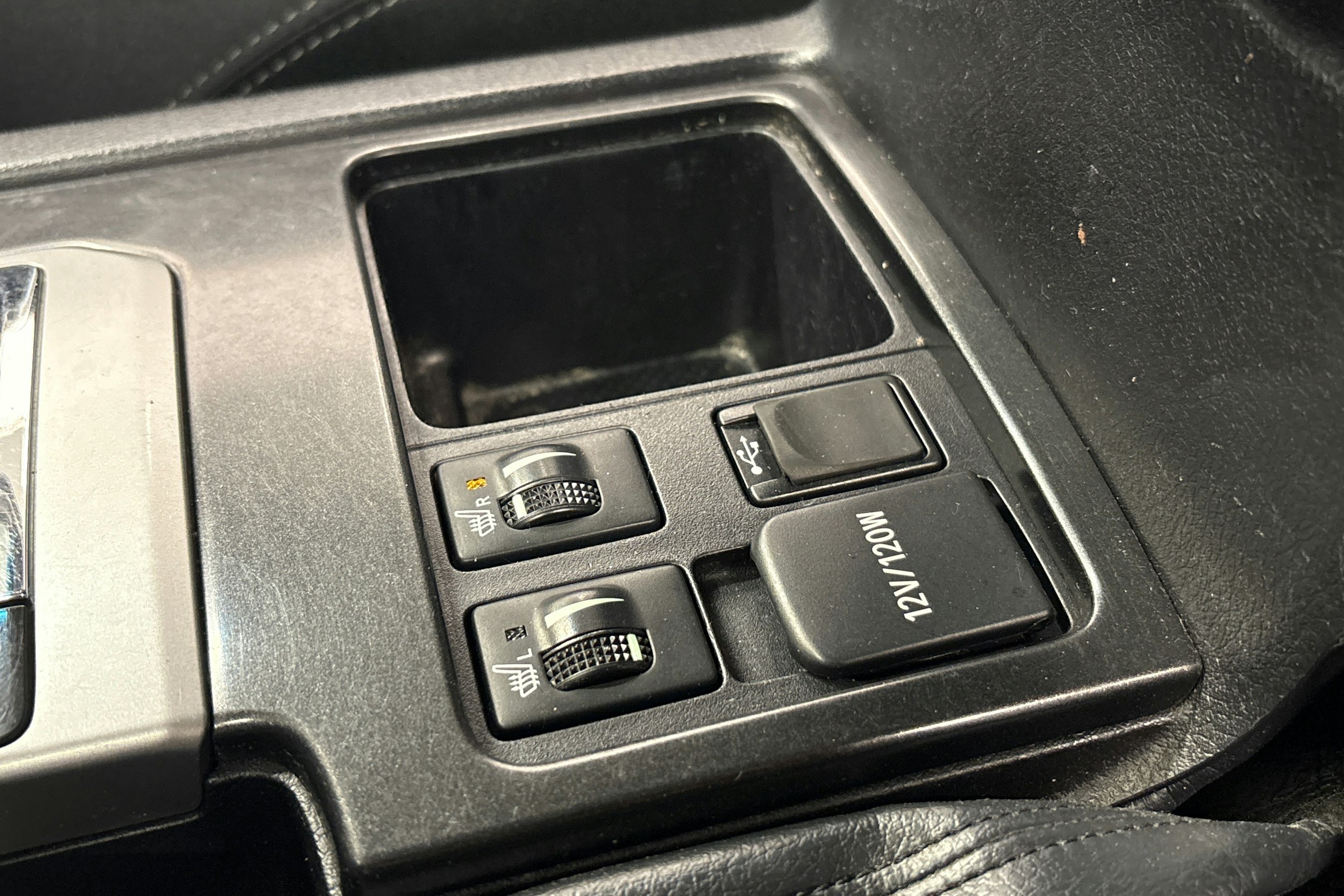 harmaa Toyota Land Cruiser 2014 kuva 22.