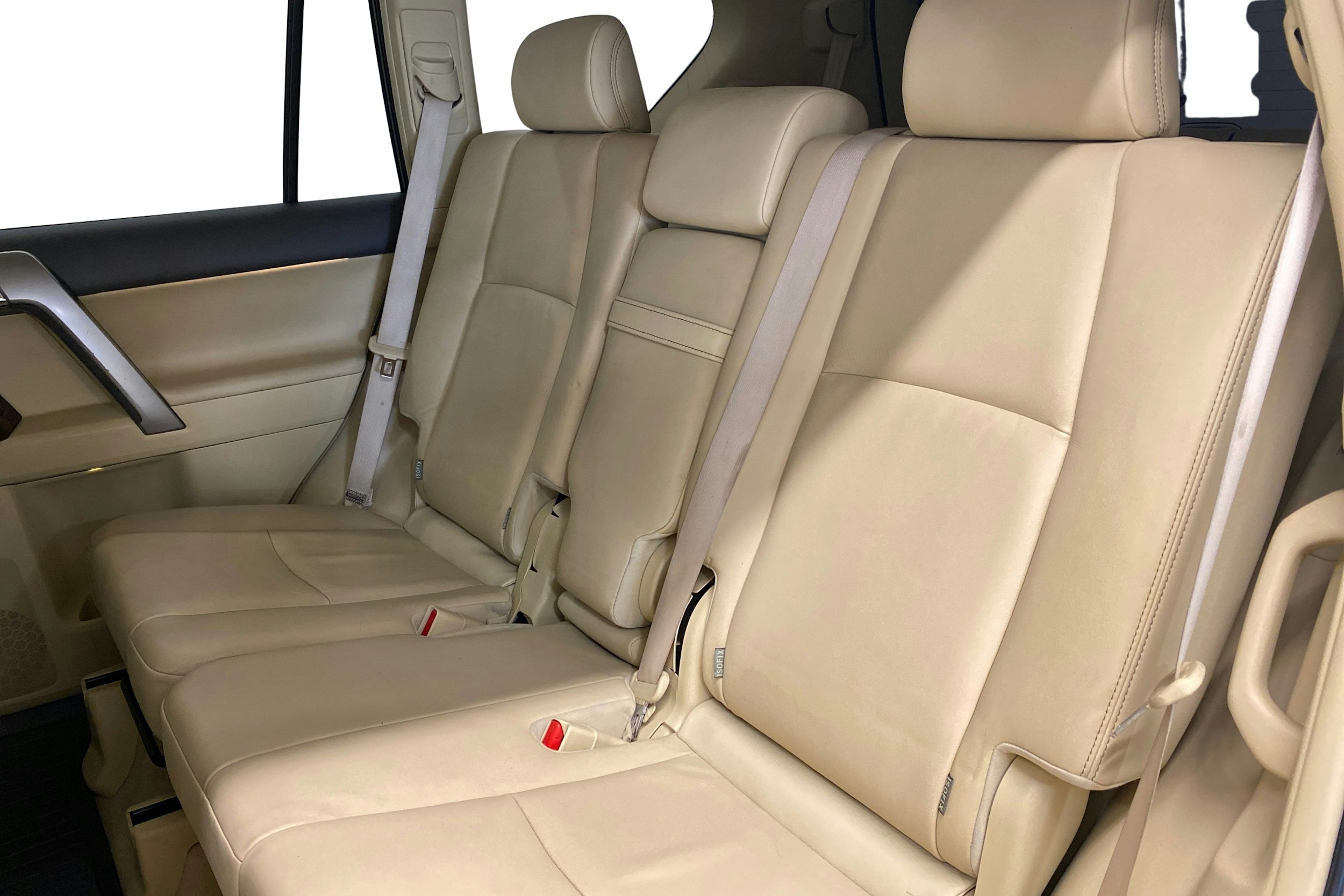 valkoinen Toyota Land Cruiser 2015 kuva 8.