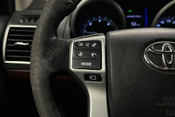 ruskea (beige) Toyota Land Cruiser 2016 kuva 15.