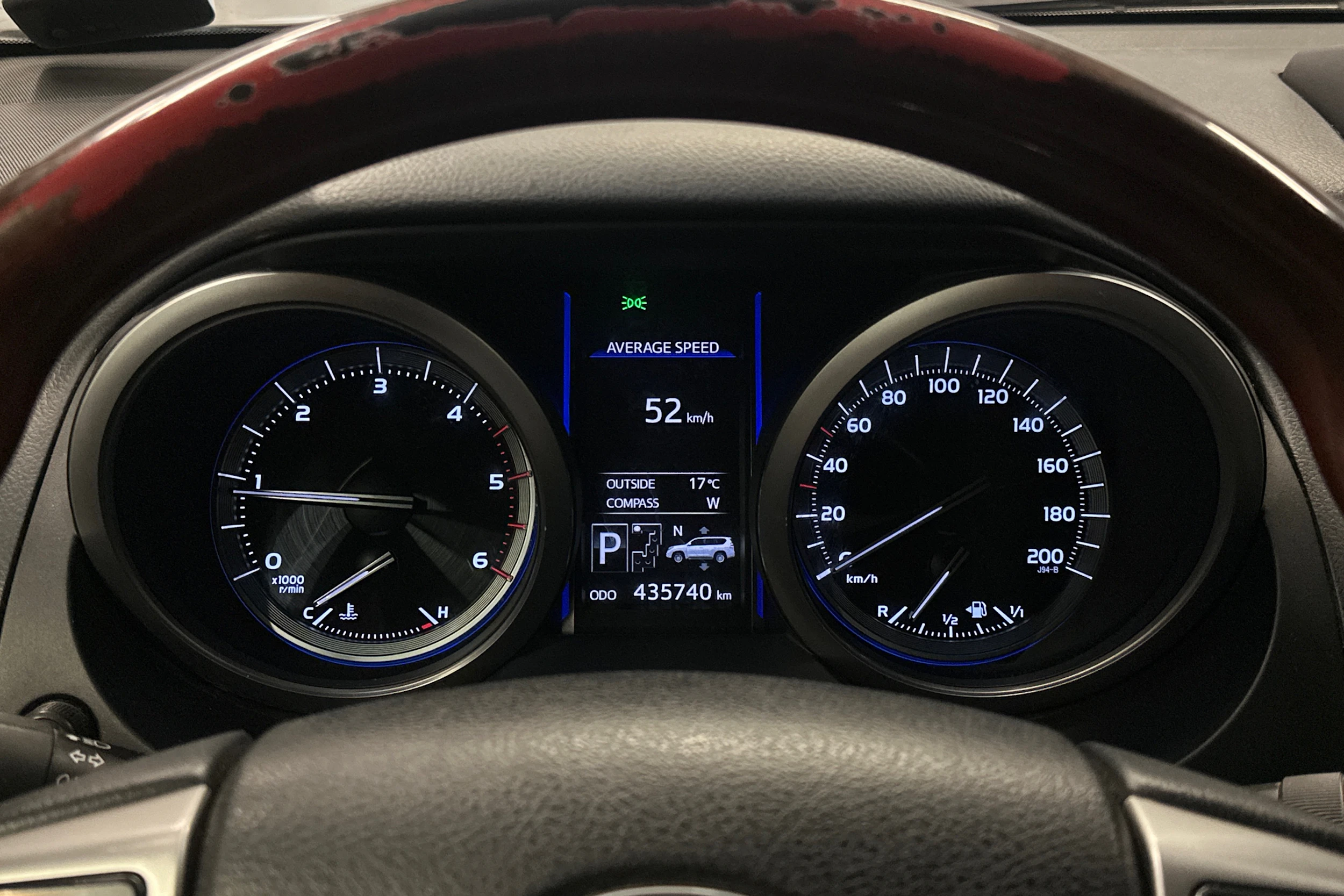ruskea (beige) Toyota Land Cruiser 2016 kuva 17.