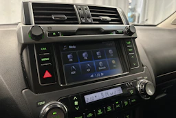 ruskea (beige) Toyota Land Cruiser 2016 kuva 22.