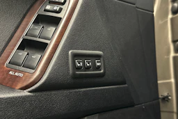ruskea (beige) Toyota Land Cruiser 2016 kuva 29.