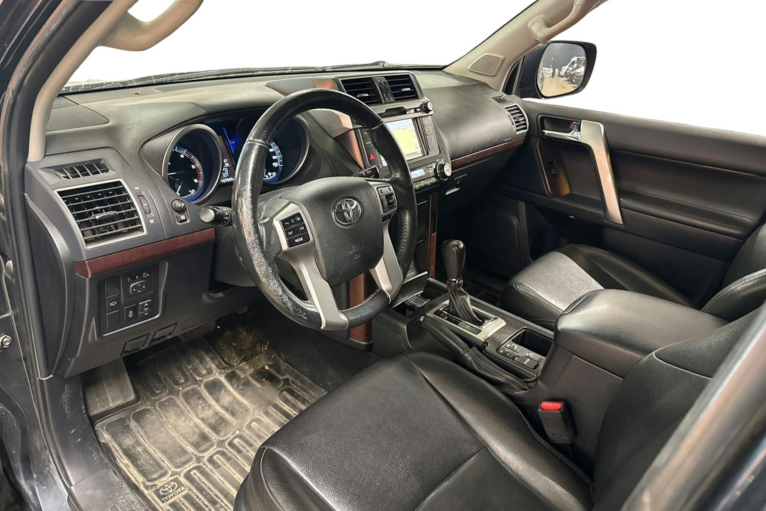 harmaa Toyota Land Cruiser 2016 kuva 3.