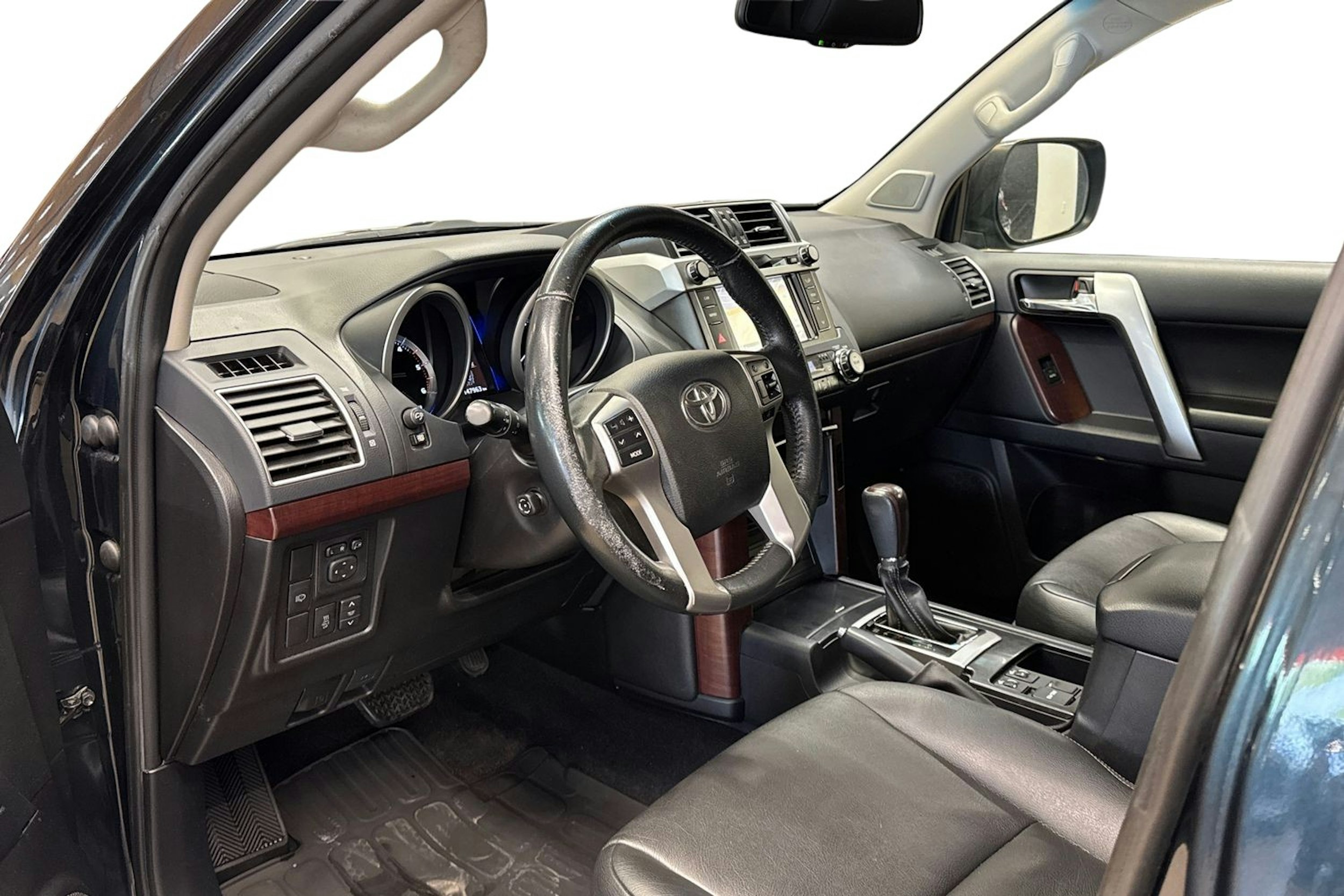 harmaa Toyota Land Cruiser 2016 kuva 7.