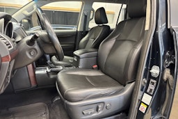 harmaa Toyota Land Cruiser 2016 kuva 26.