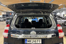 harmaa Toyota Land Cruiser 2016 kuva 35.