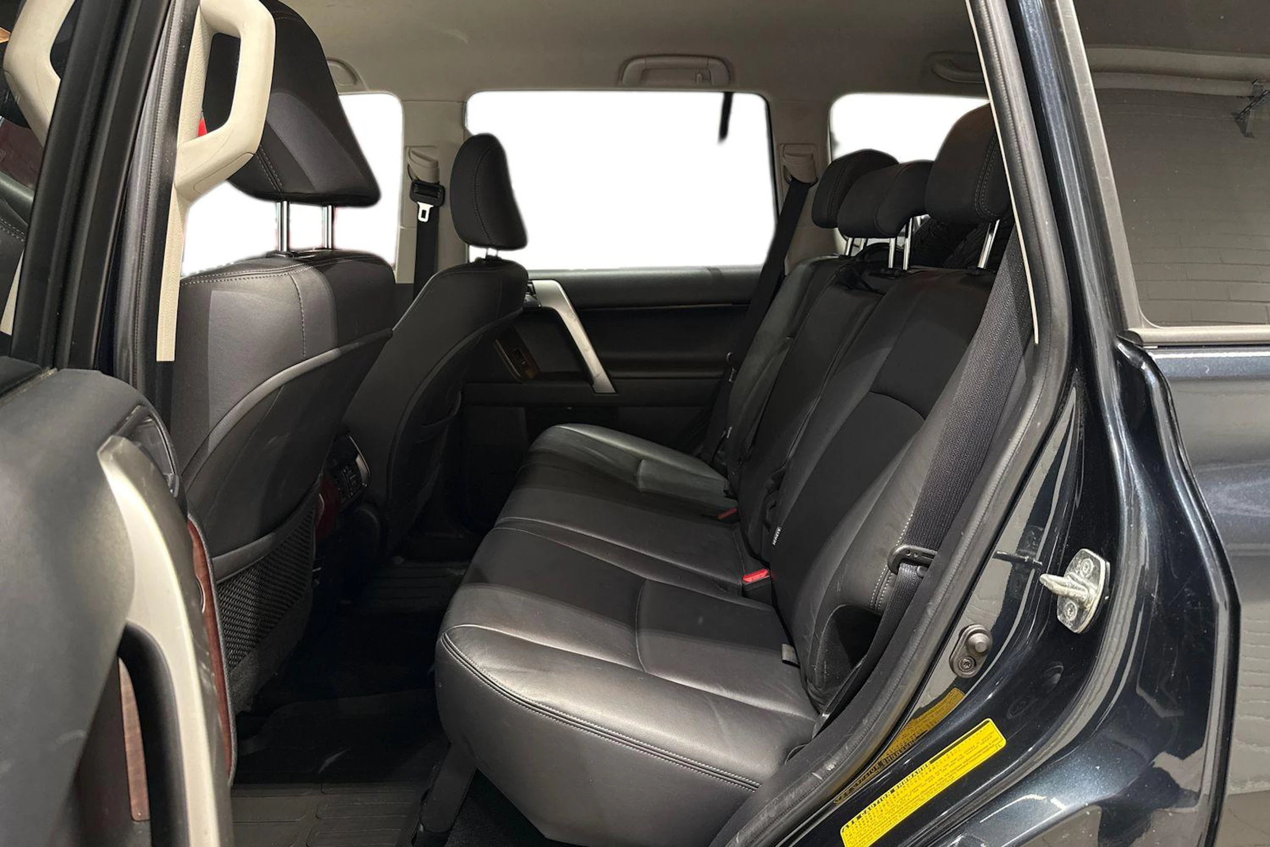 sininen Toyota Land Cruiser 2017 kuva 11.