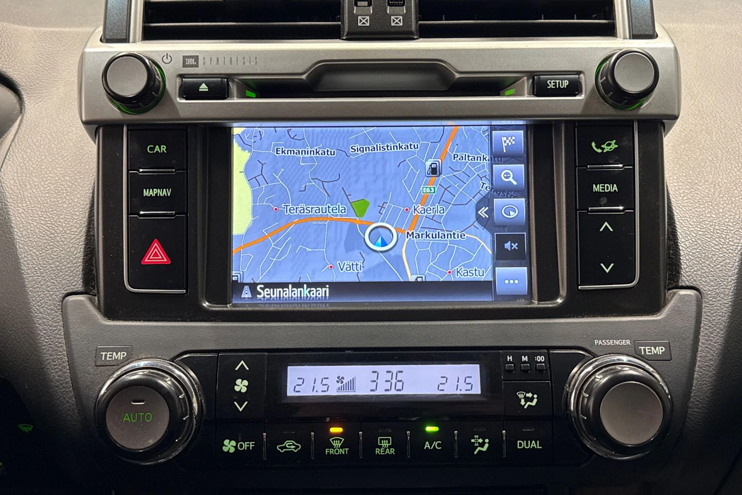 sininen Toyota Land Cruiser 2017 kuva 25.