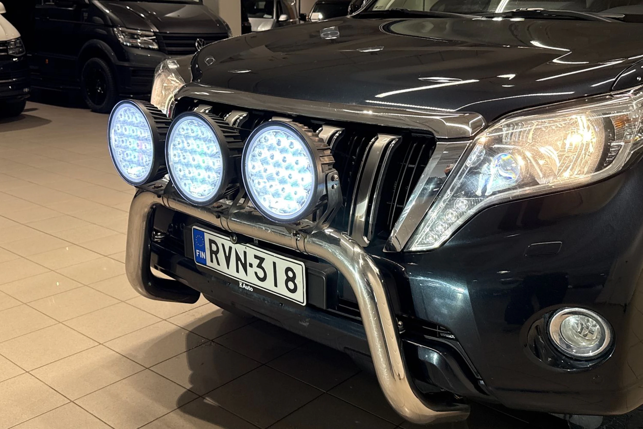 sininen Toyota Land Cruiser 2017 kuva 31.