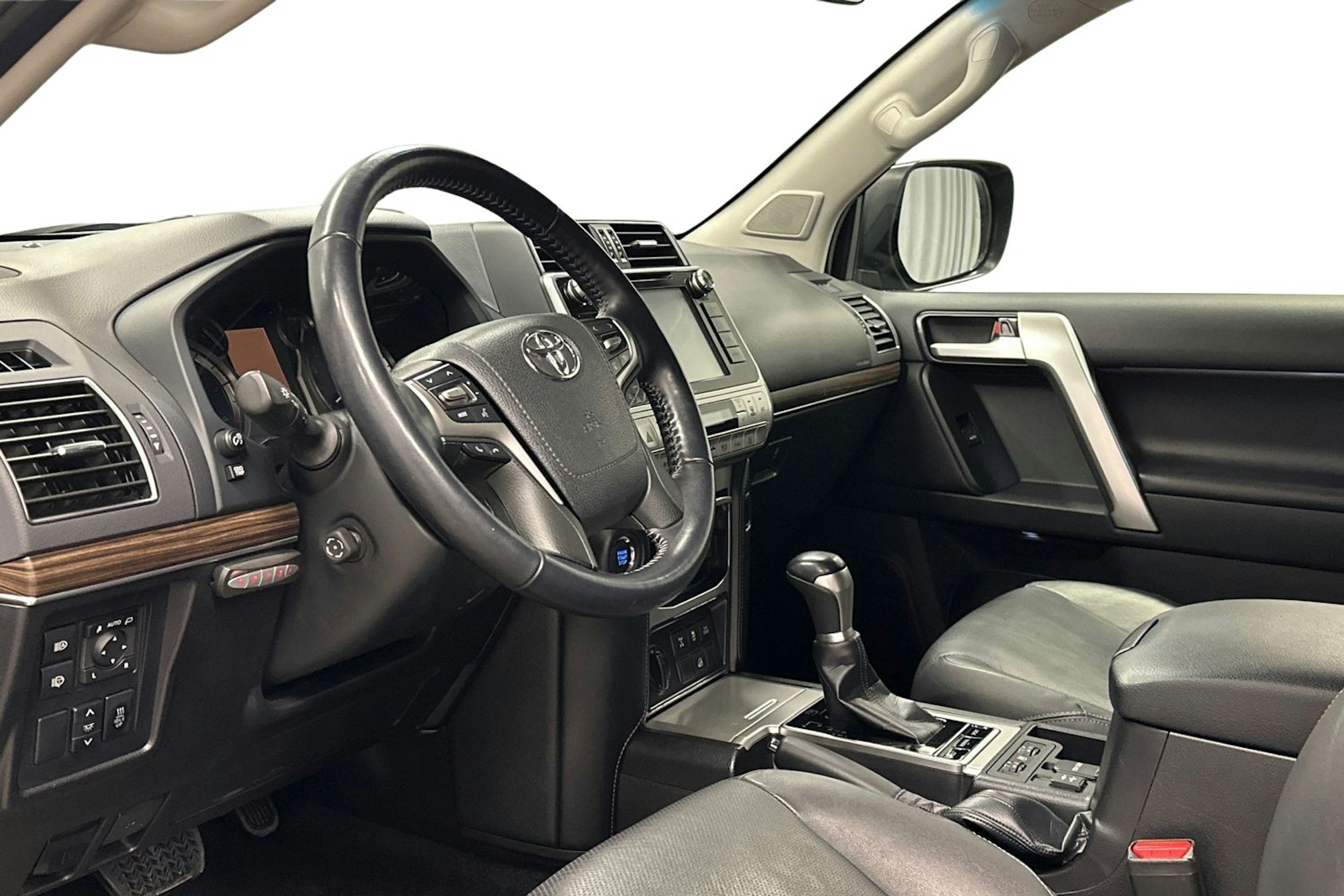 sininen Toyota Land Cruiser 2018 kuva 7.