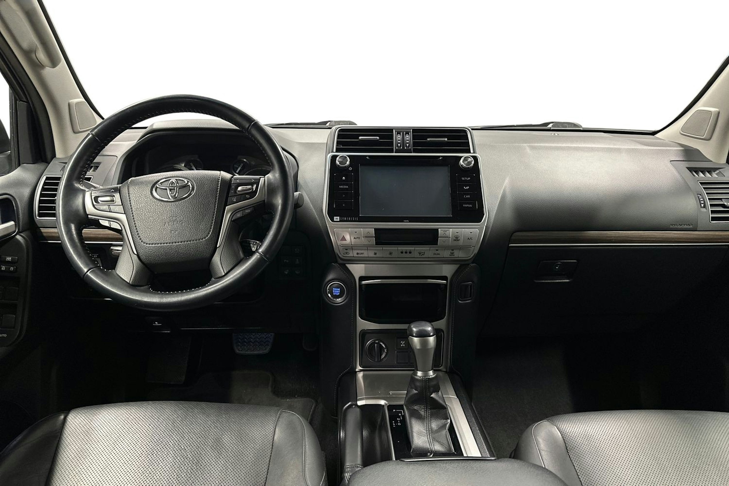 sininen Toyota Land Cruiser 2018 kuva 9.