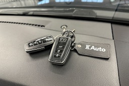 sininen Toyota Land Cruiser 2018 kuva 28.