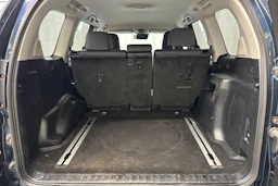sininen Toyota Land Cruiser 2018 kuva 30.